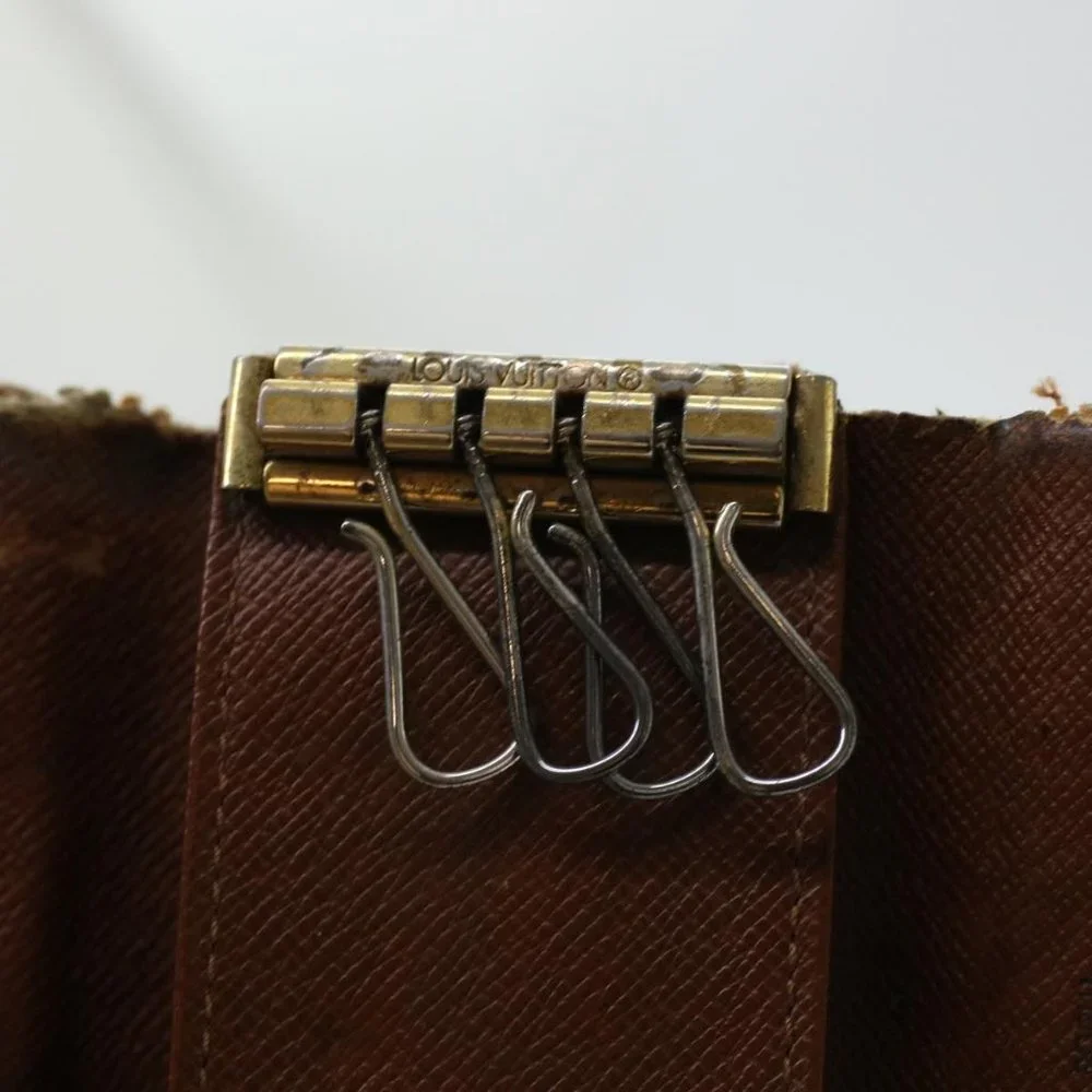 Louis Vuitton Monogram Key Holder/Wallet #1629***